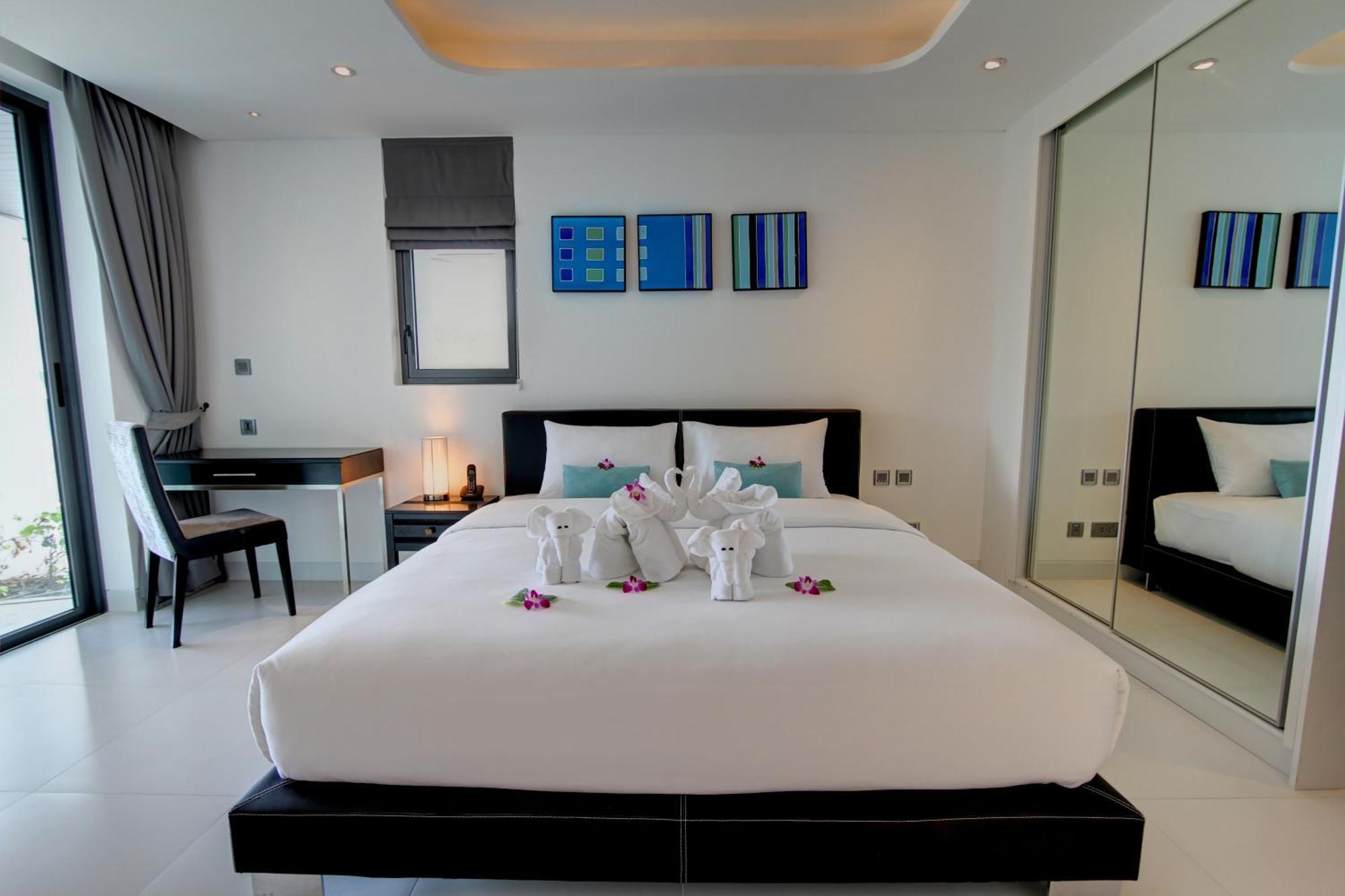 Lets Phuket Twin Sands Resort & Spa Patong Esterno foto