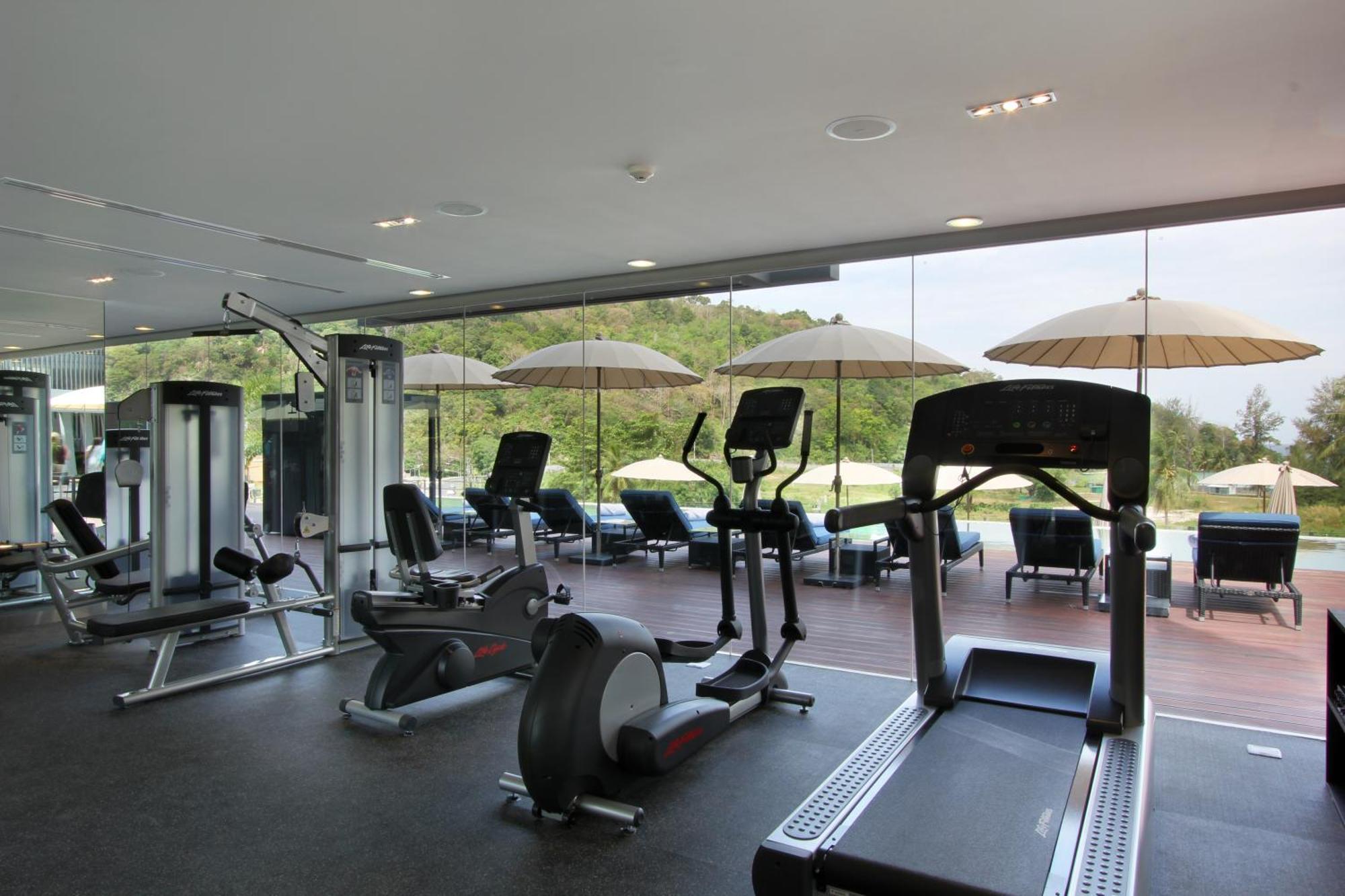 Lets Phuket Twin Sands Resort & Spa Patong Esterno foto
